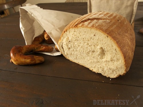 Kváskový chlieb z pekárne v Ratnovciach