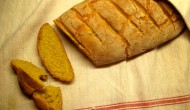 Hotový šafránový chlieb